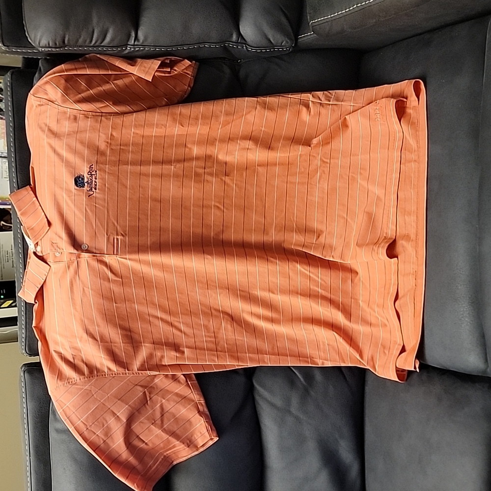 XL Orange Short sleeve golf shirt. 60% cotton and 40% polyester. Hardly worn.